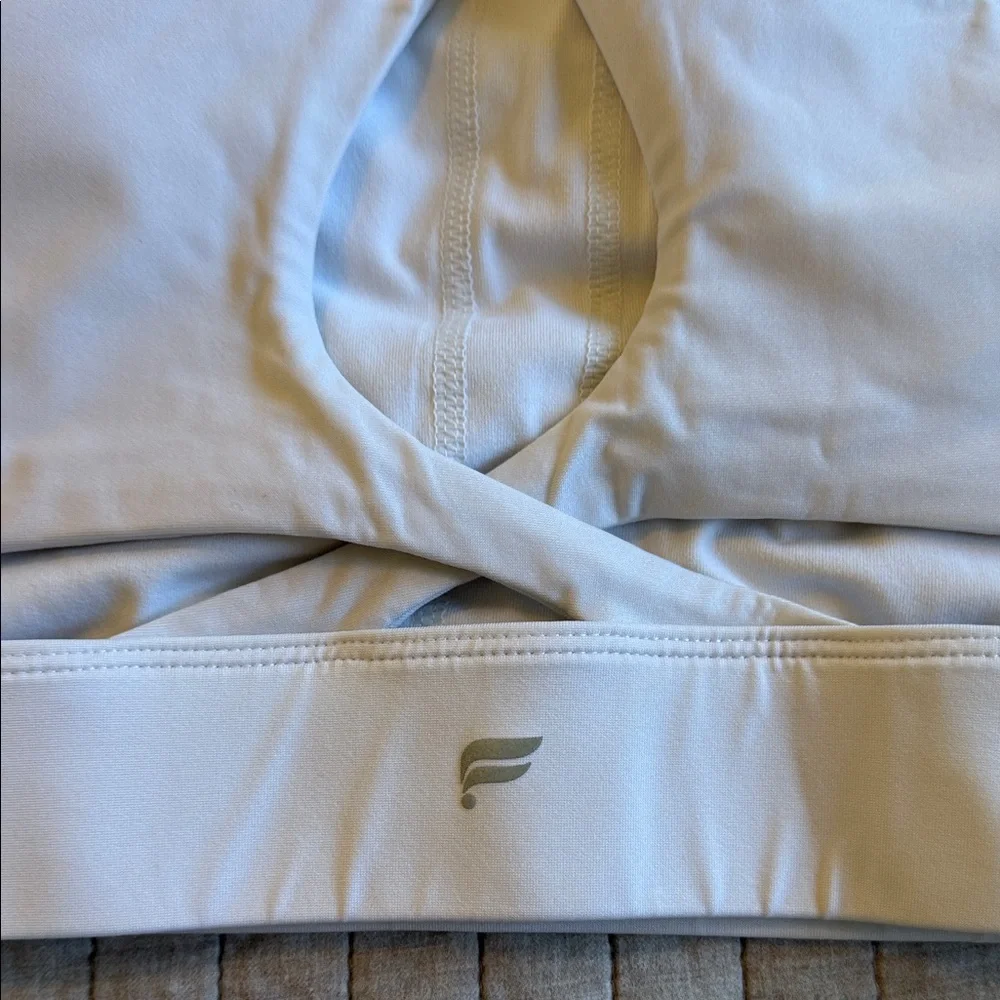 Fabletics White Sports Bra Size XL